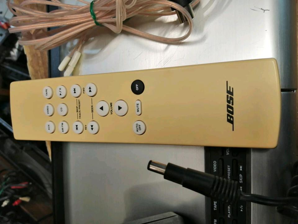 BOSE LIFESTYLE Model 5 M5 MUSIC Center, Display leuchtet NICHT!!