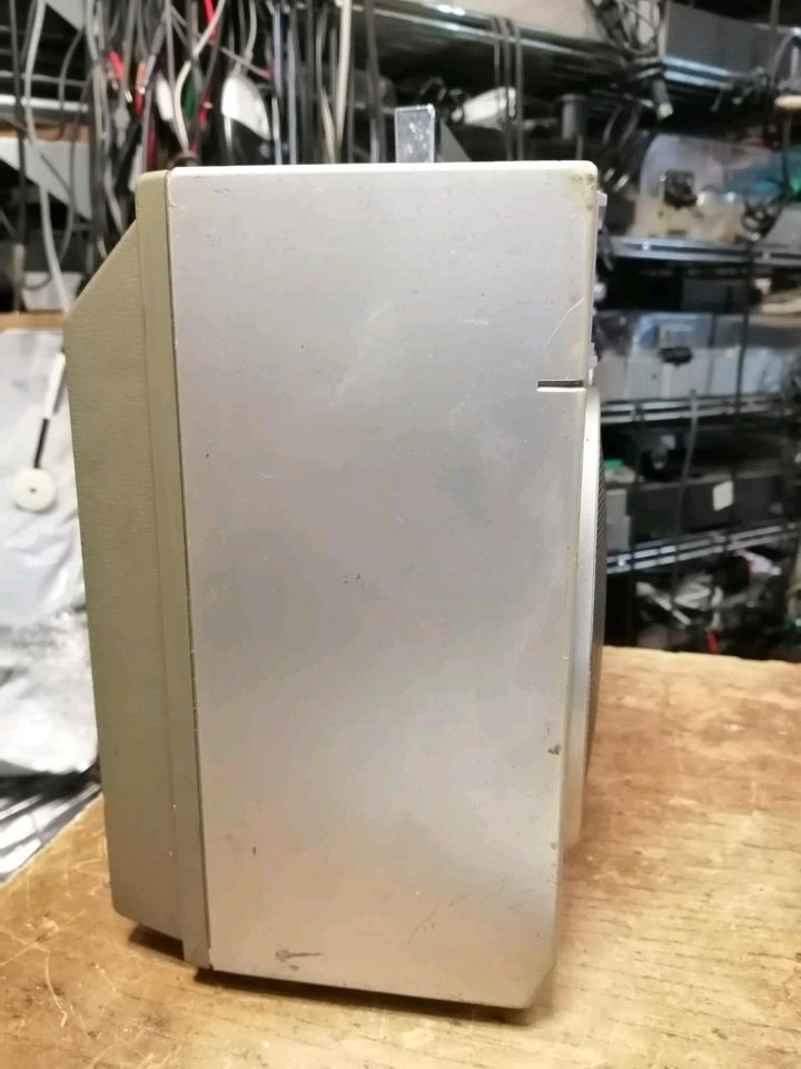 SHARP GF-7500H, Radio-Cassetten-Recorder, etwas DEFEKT!!!