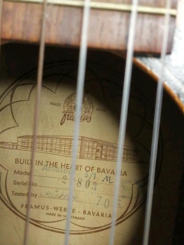 FRAMUS Amateur 5/1, Akustik-Gitarre, mit Gitarrengurt!!