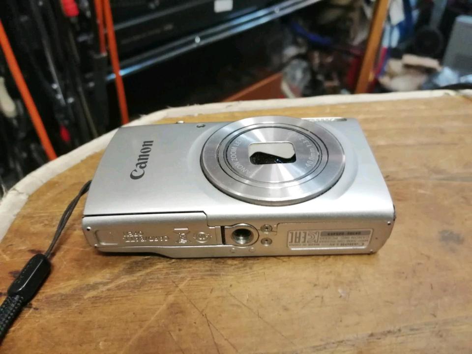 CANON IXUS 185, Digital-Kamera mit Zubehör!!