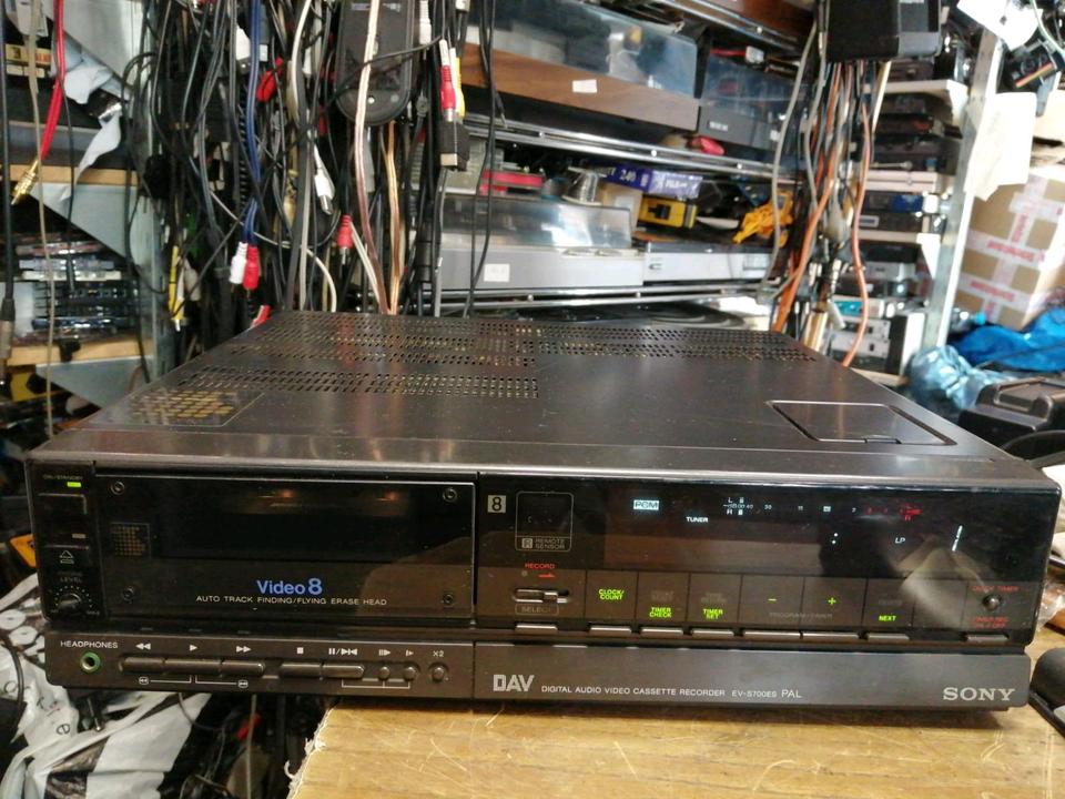 SONY EV-S700ES, Videocassettenrecorder, DEFEKT!!!