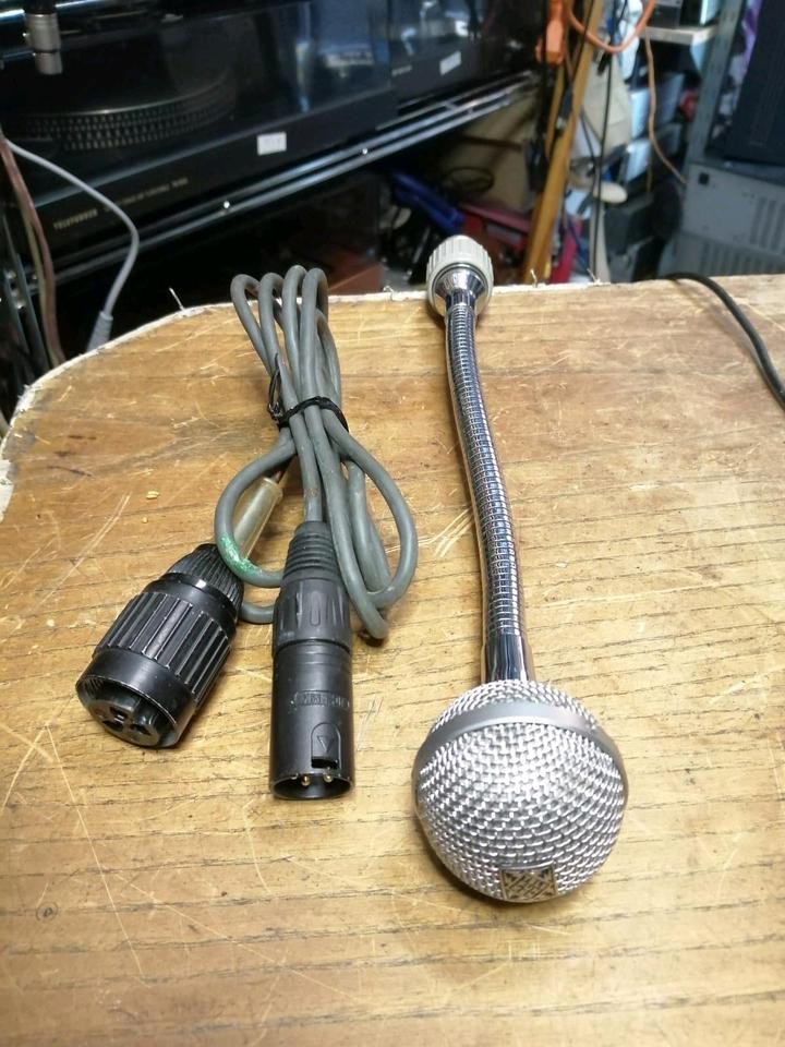 TELEFUNKEN 408, dynamisches Mikrofon, alt, aber guter Zustand!!