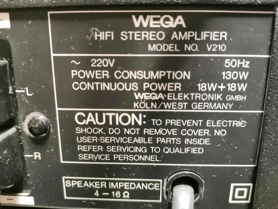 WEGA: V210 Amplifier, C210 Cassetten-Deck(DEFEKT) + T210 Tuner!!
