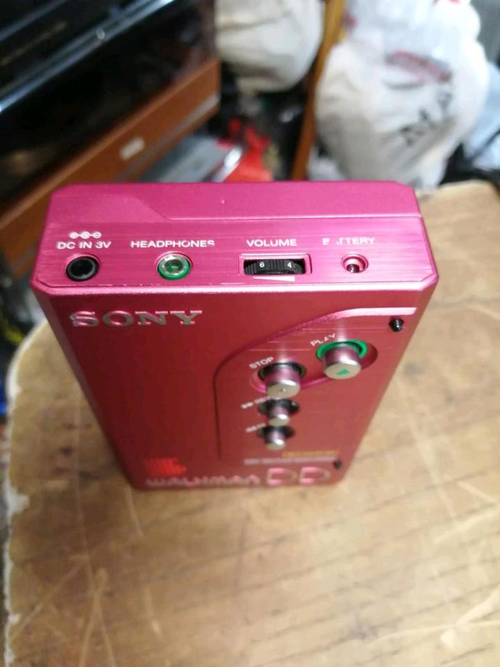 SONY WM-DDI, Walkman OHNE Adapter, DEFEKT!!!
