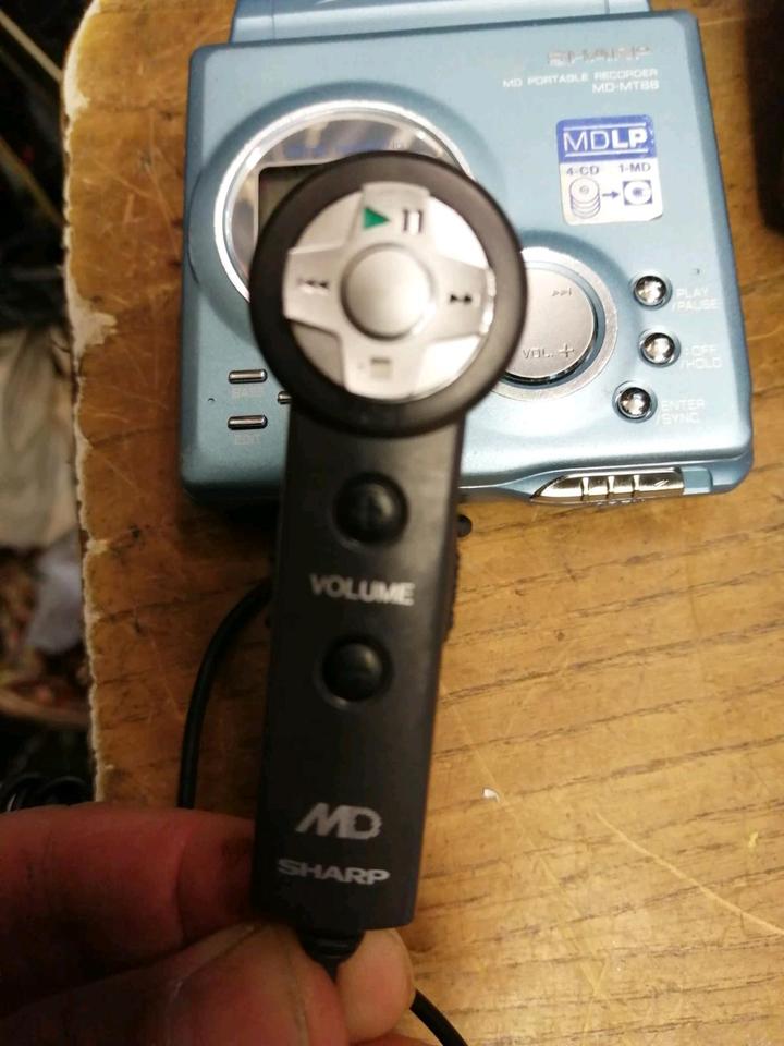 SHARP MD-MT88H(BL), MiniDiscman mit Zubehör!!!