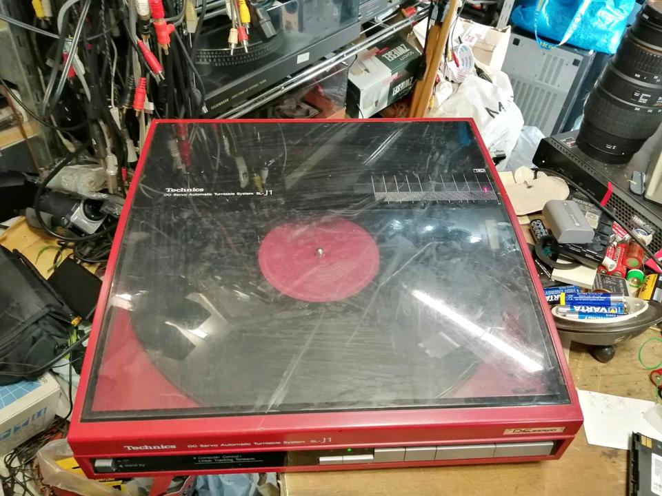 TECHNICS SL-J1 Plattenspieler + TECHNICS P30S Nadelsystem!!!