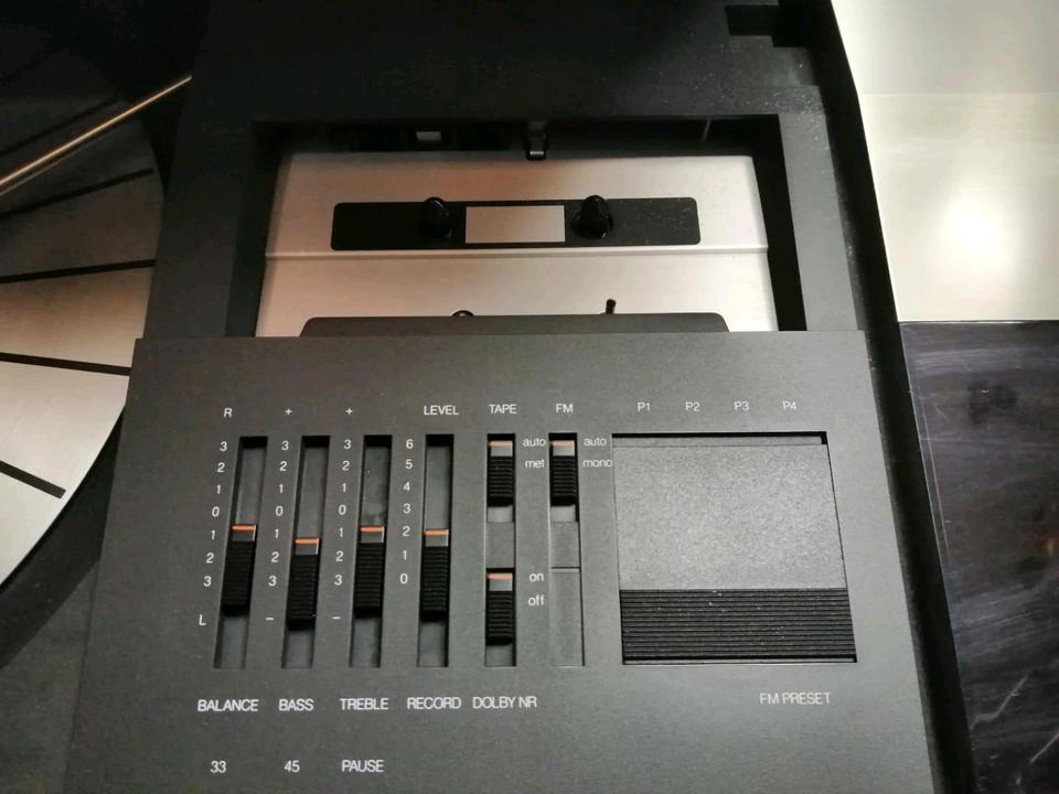 BANG & OLUFSEN BEOCENTER 2200, Musik[System, etwas DEFEKT!!!