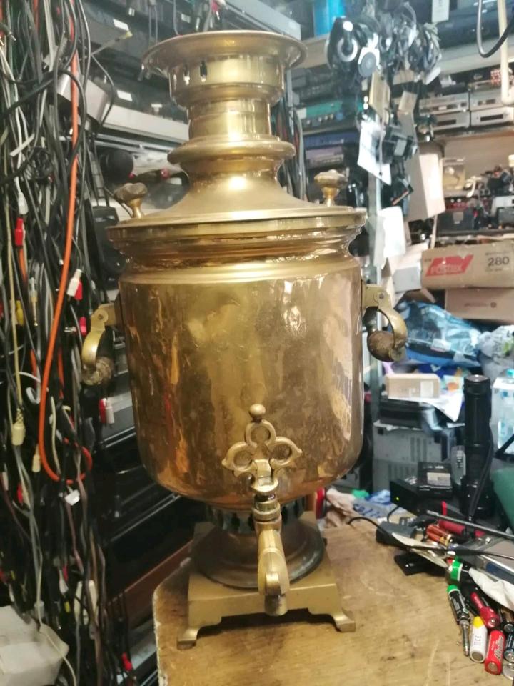 Russischer Samowar, Holzkohle, Baujahr: 1882, ca. 9 Liter!!