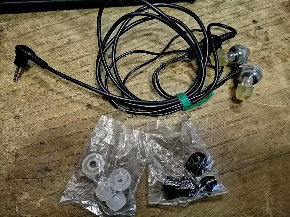 SHURE P2R-R8 Empfänger + Kopfhörer PAT. NO. 488.460  XXXXXXXX