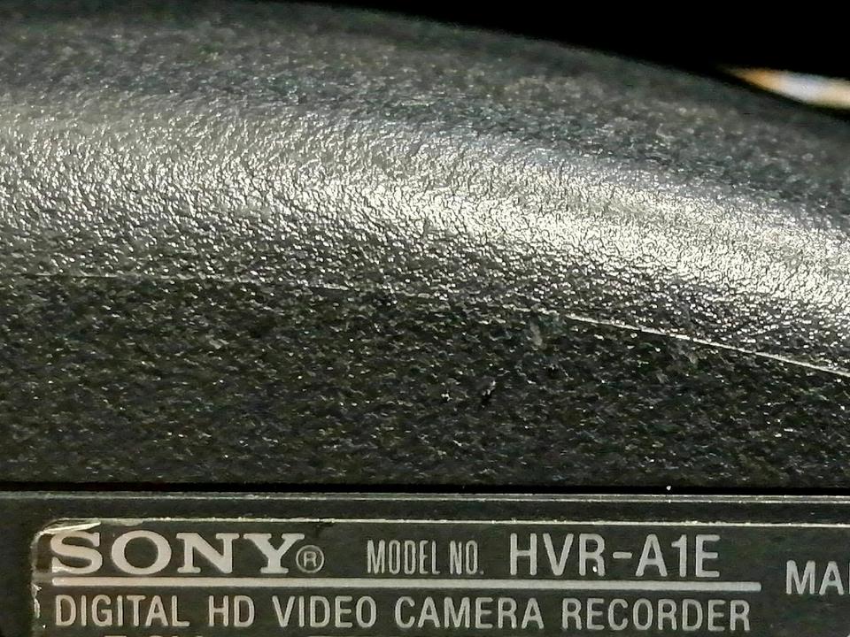 SONY HVR-A1E MiniDV-Videocamera +SONY ECM-NV1 Mikrofon!!