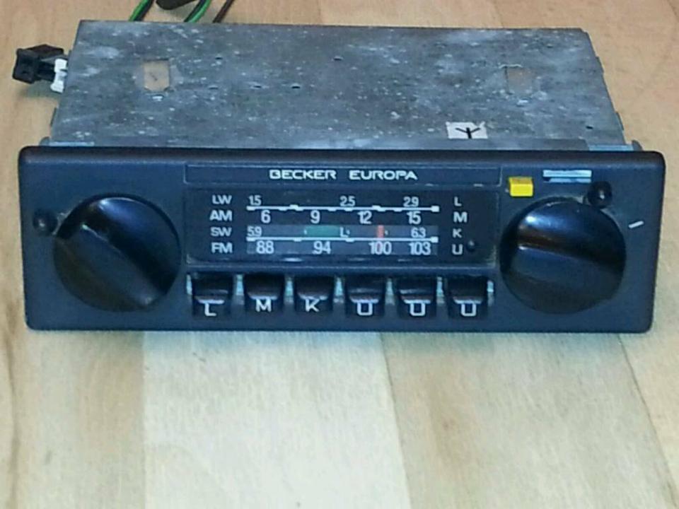 DECKER Europa Model-Nr: 598; Auto-Radio