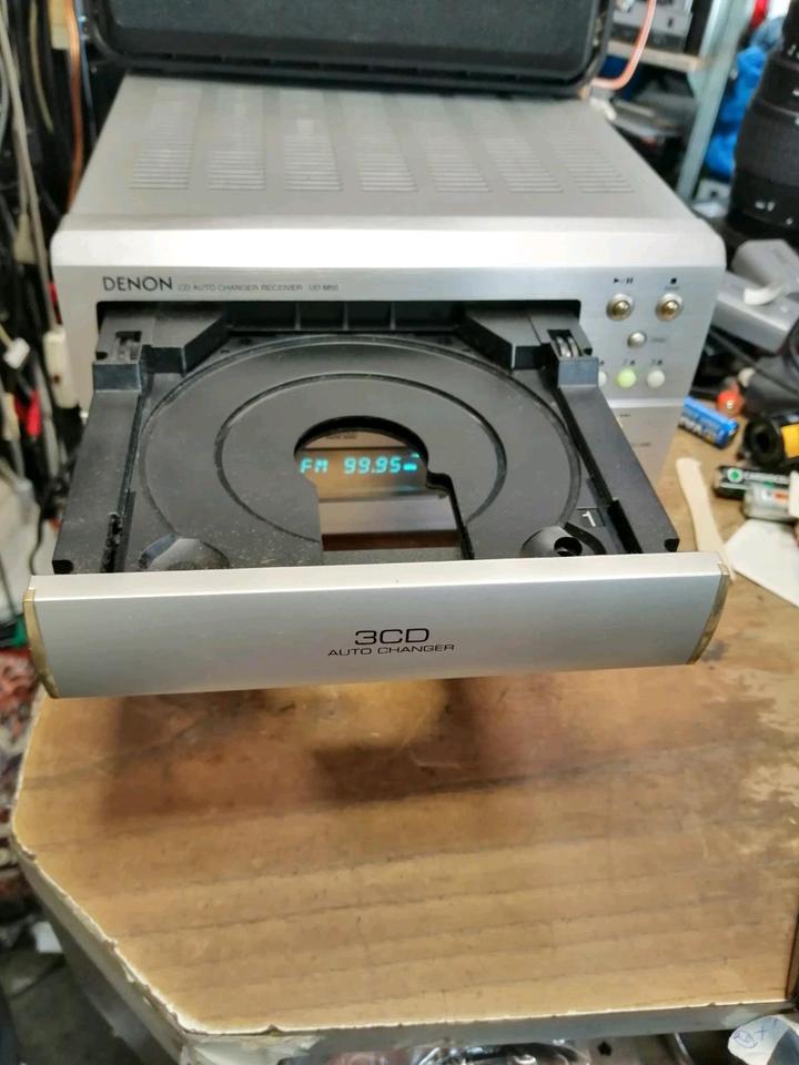 DENON UD-M50, 3fach-CD-Wechsler + 2 DENON Boxen SC-35
