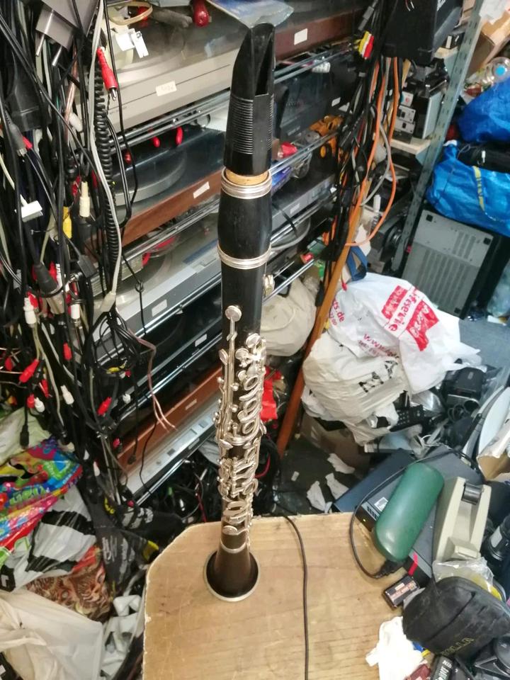 KLARINETTE B SCHÜLLER Mark Neukirchen, mit Original-Koffer!!