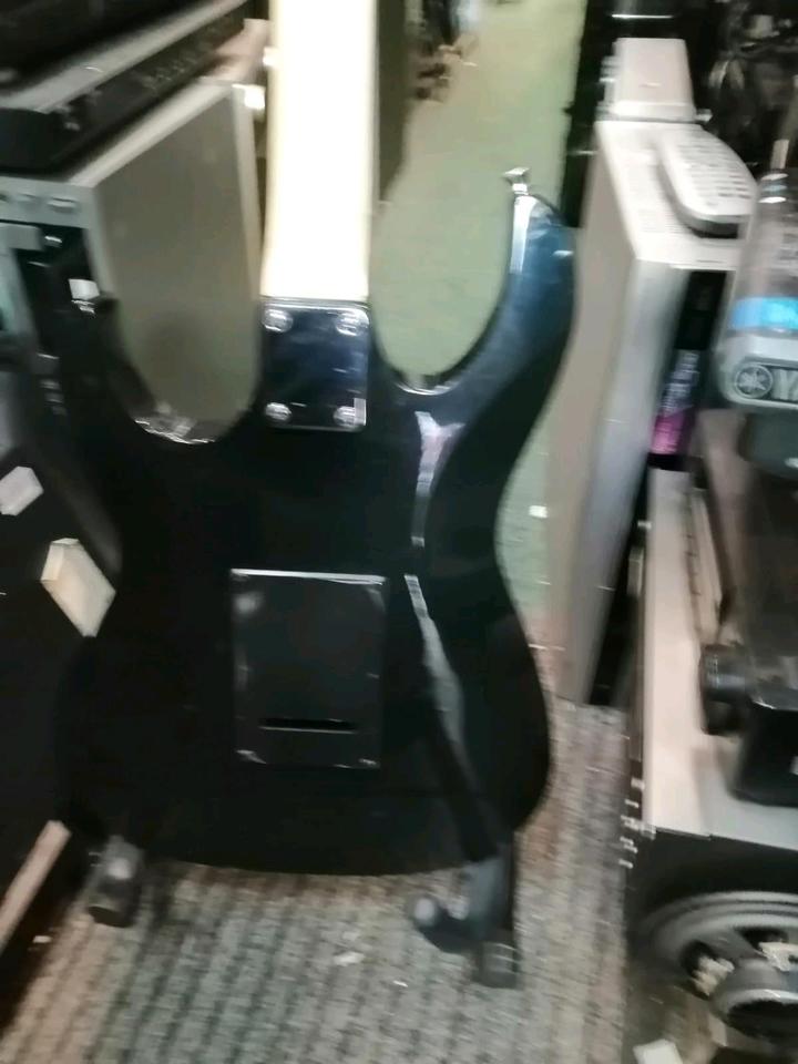 IBANEZ GIO, E-Gitarre, made in China, guter Zustand!!