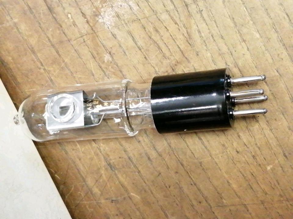 NARVA D2E, Röhren Spektrallampe, NEU & ORIGINALKARTON!!!