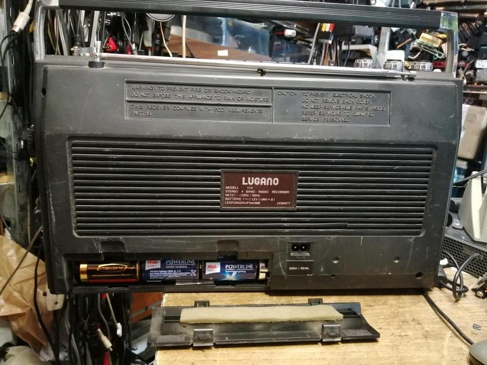 LUGANO Modell: 114, Radio-Cassetten-Recorder, etwas DEFEKT!!!