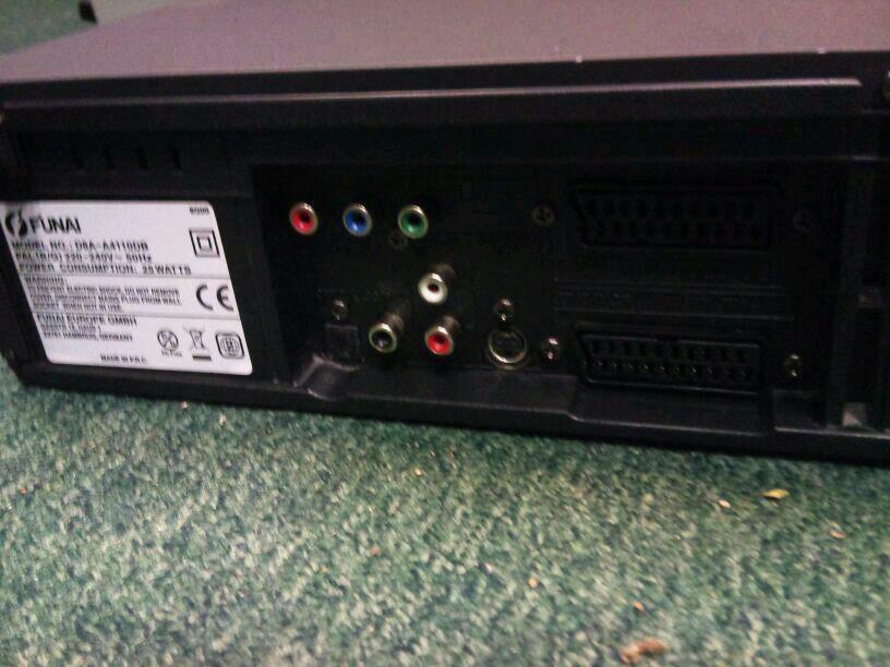 FUNAI D8A-A4110DB DVD-Player/VHS-Recorder ; guter Zustand!