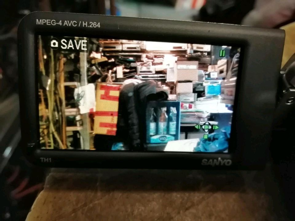 SANYO VPC-TH1EX, Digital Videocamera mit Zubehör, guter Zustand!!
