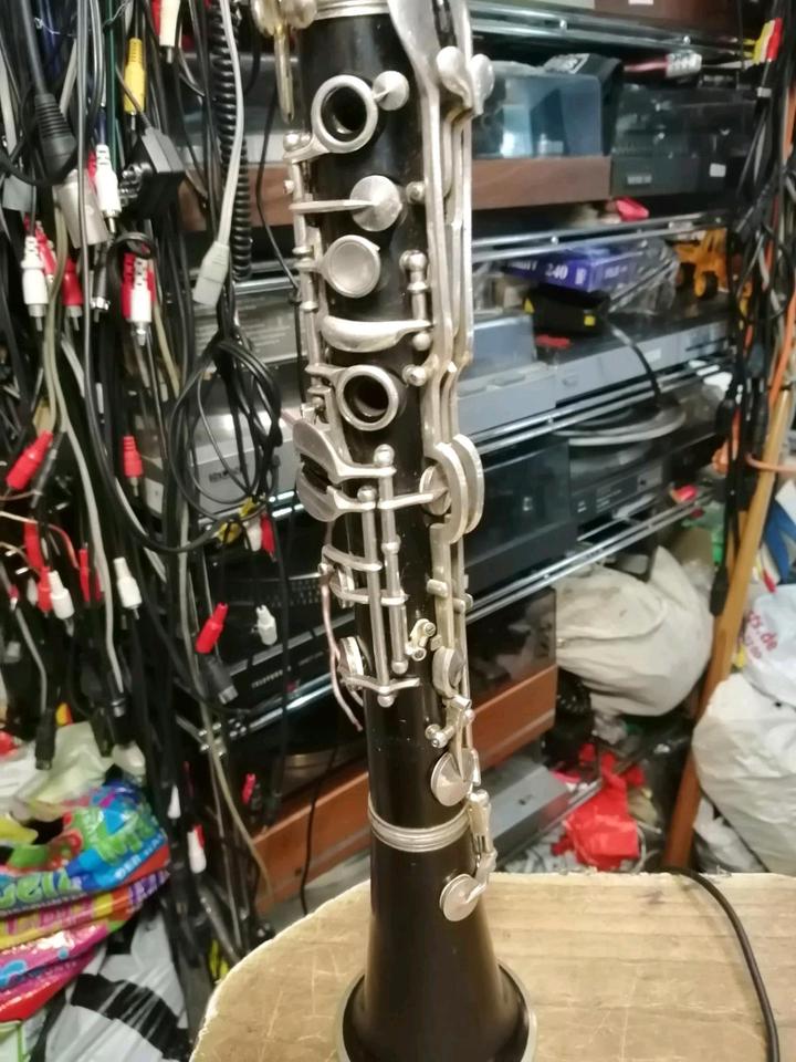 KLARINETTE B SCHÜLLER Mark Neukirchen, mit Original-Koffer!!