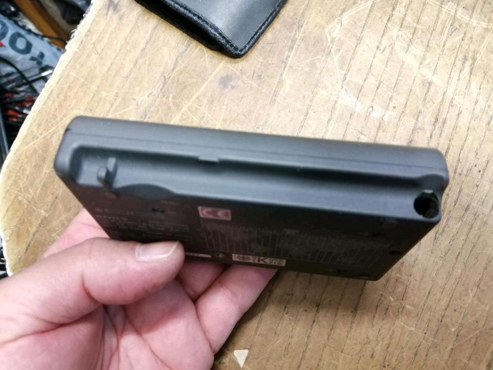 SONY ICF-SW100, kleiner Weltempfänger, DEFEKT!!!