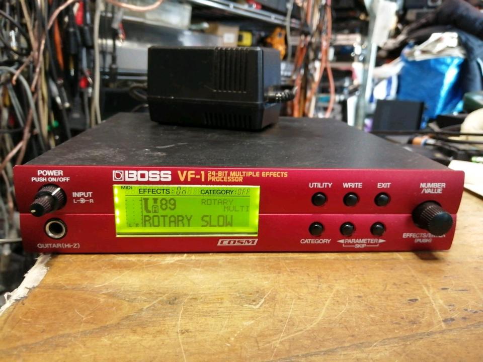 BOSS VF-1, 24-BIT Effekt-Gerät mit Original-Adapter!!