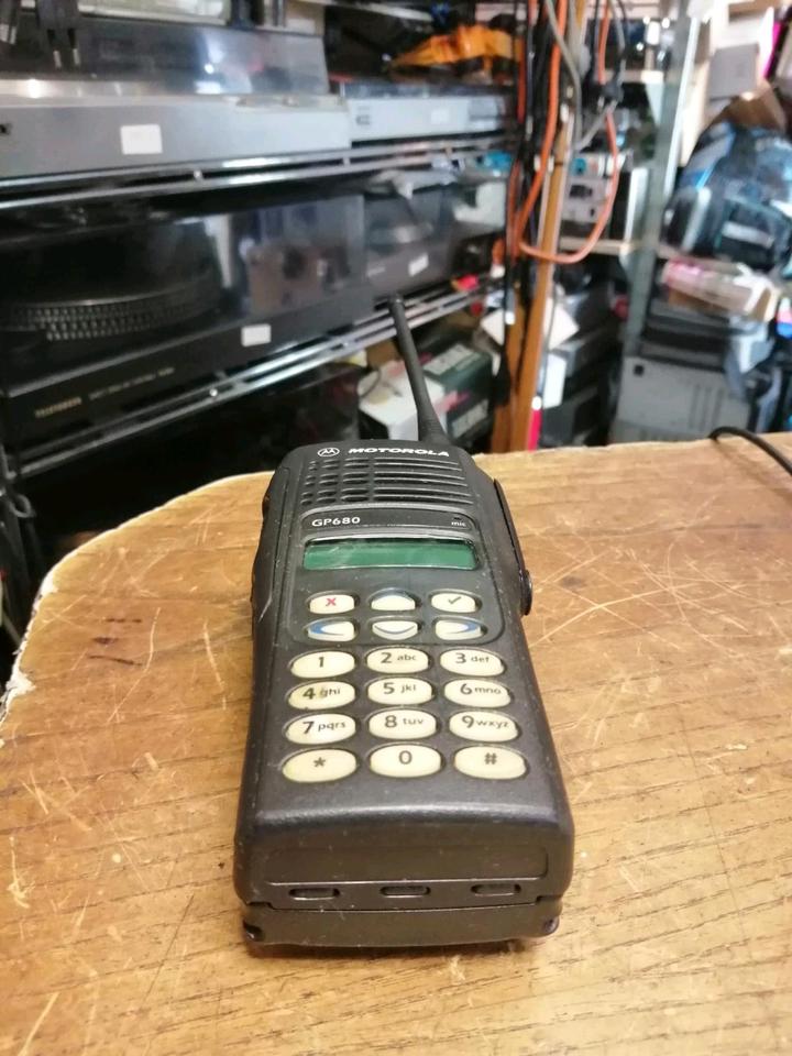 MOTOROLA ATEX GP680, Handfunkgerät, KEIN Ladegerät!!!
