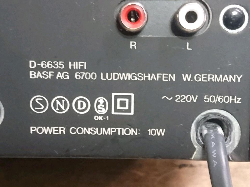 BASF D-6635 HiFi Cassetten-Deck, DEFEKT!!
