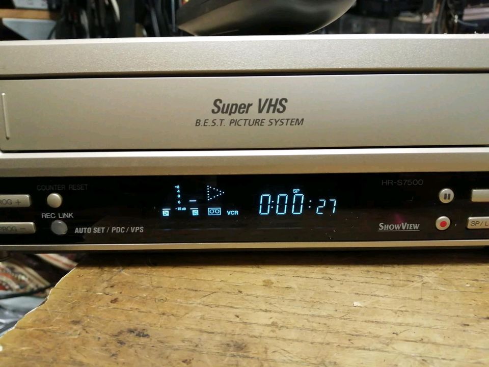 JVC HR-S7500E, Videocassettenrecorder!