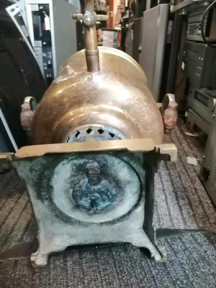 Russischer Samowar, Holzkohle, Baujahr: 1882, ca. 9 Liter!!