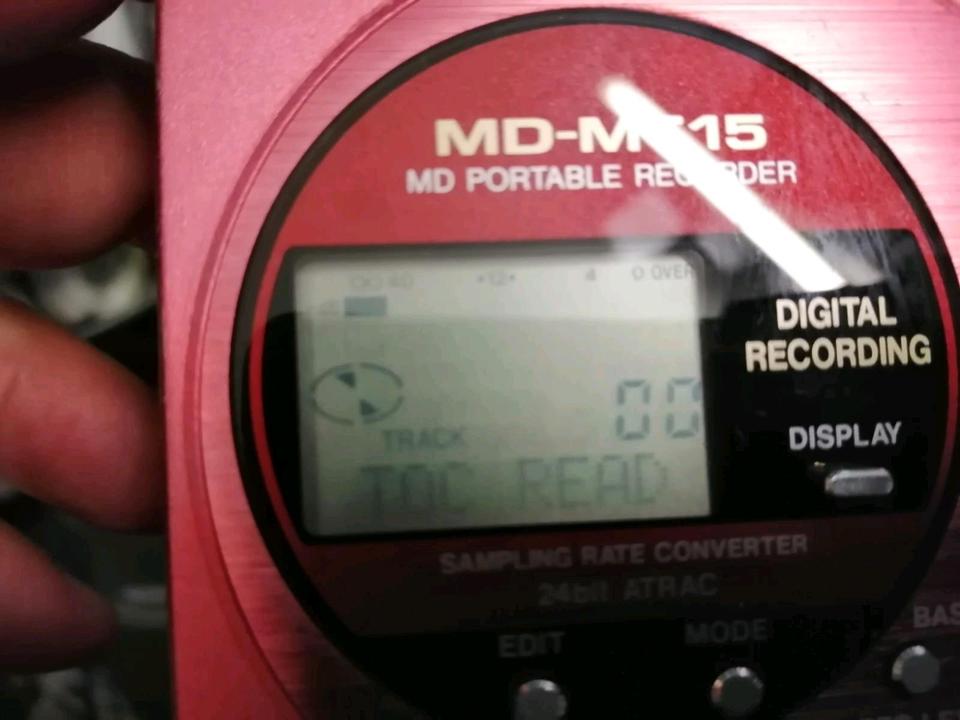 2 SHARP MD-MT15, portable Mini-Discs, DEFEKT!!!