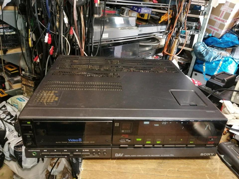 SONY EV-S700ES, Videocassettenrecorder, DEFEKT!!!