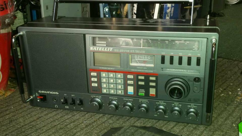 GRUNDIG Satellit Professional 650; Radio