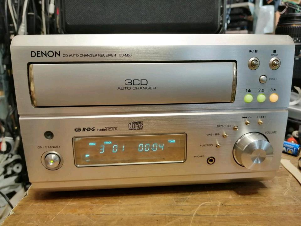 DENON UD-M50, 3fach-CD-Wechsler + 2 DENON Boxen SC-35