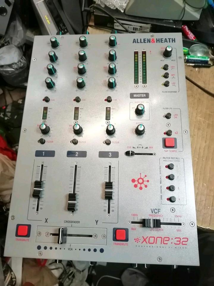 ALLEN & HEALTH xone32, Mixer, guter Zustand!