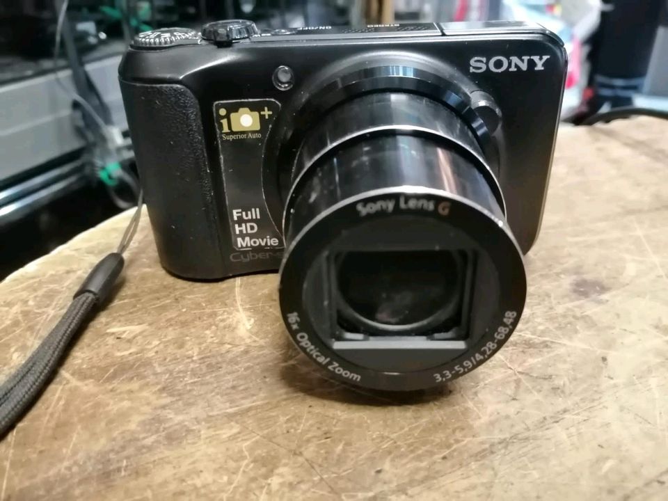 SONY Cyber-Shot DSC-HX10V, Digital-Kamera mit Zubehör!!!