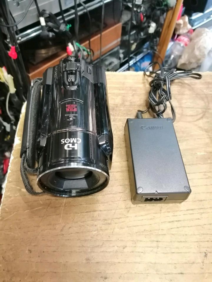 CANON LEGRIA HF S20 E, Videocamera mit Zubehör!!