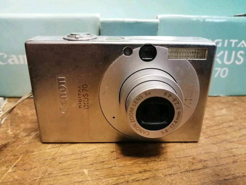 CANON IXUS 70, Digital-Kamera mit Zubehör!!