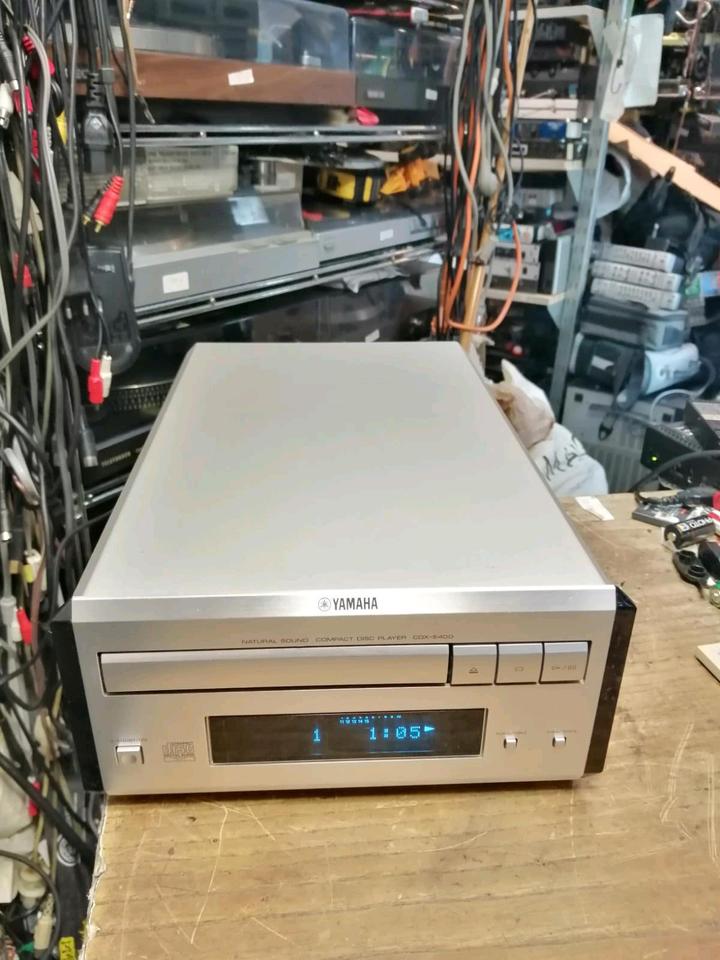 YAMAHA CDX-E400, CD-Player, OHNE Fernbedienung, guter Zustand!!
