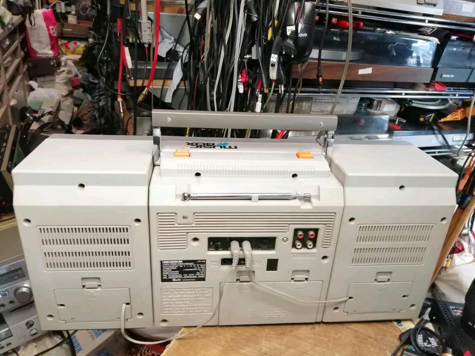 UNIVERSUM CTR4038, Ghettoblaster, etwas DEFEKT!!!