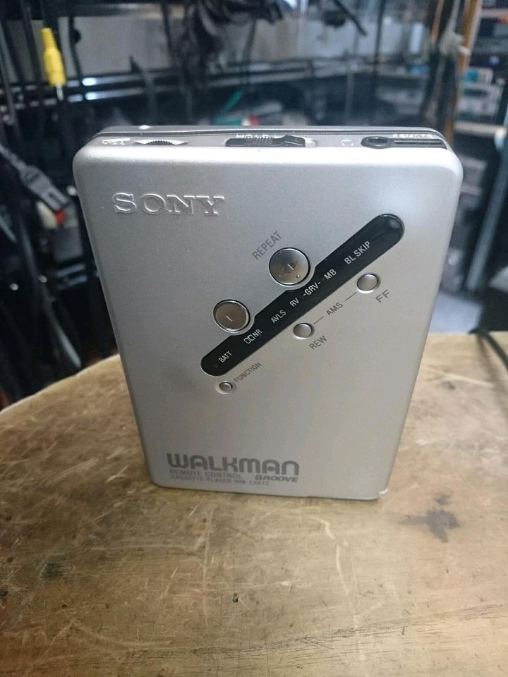 SONY WM-EX672, Walkman mit Zubehör!!!