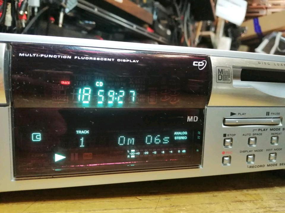 UNIVERSUM MD1097, CD-Player + MD-Recorder, guter Zustand!!
