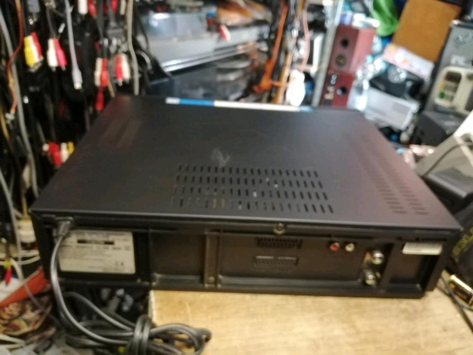 JVC HR-J658E, Videocassettenrecorder, DEFEKT!!!