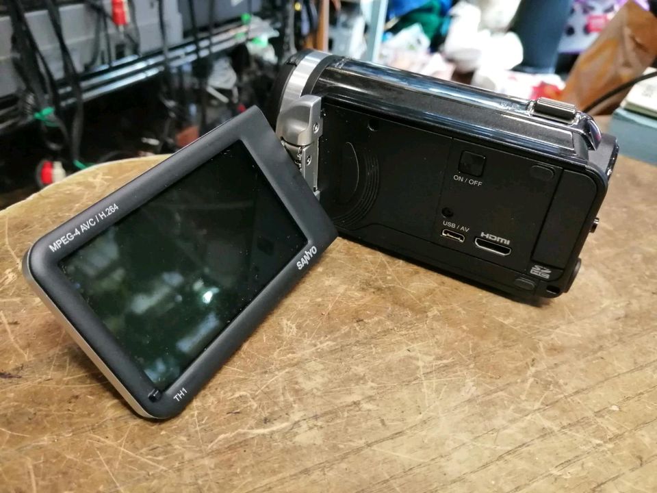 SANYO VPC-TH1EX, Digital Videocamera mit Zubehör, guter Zustand!!