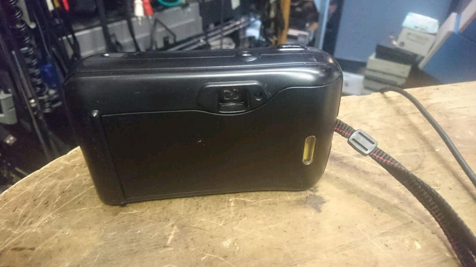 NIKON Fun Touch 3, Analog-Kamera mit Original-Tasche!