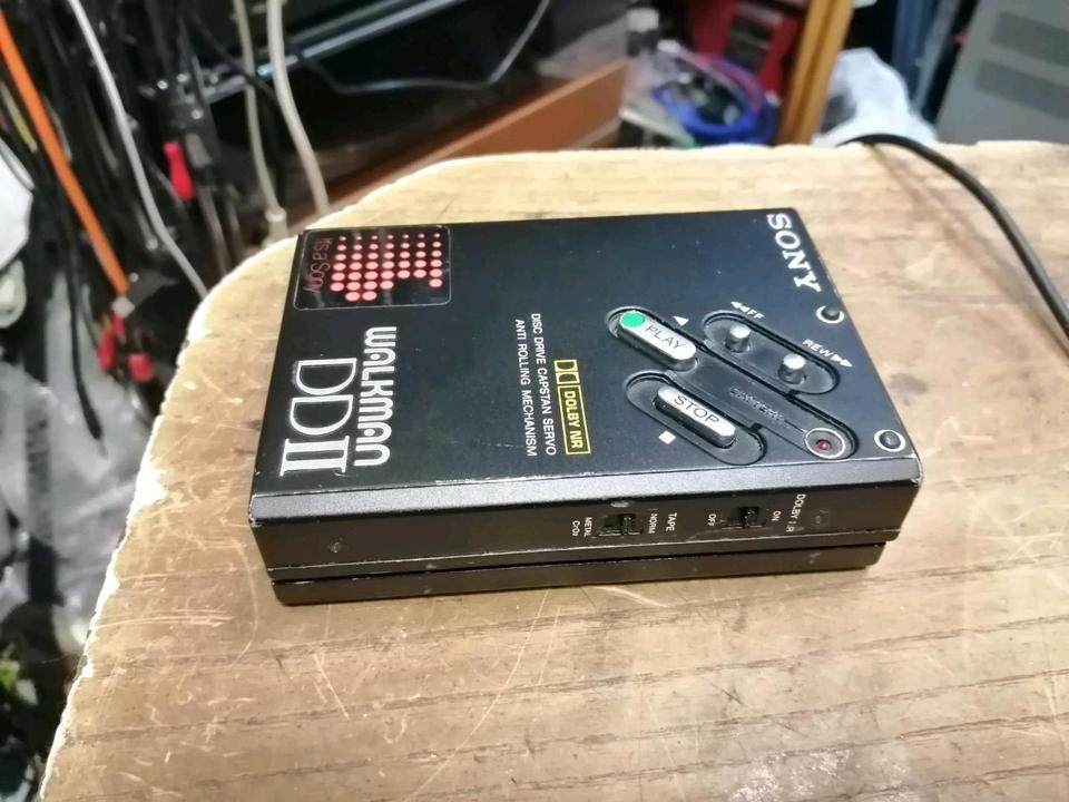 SONY WM-DD II   Walkman