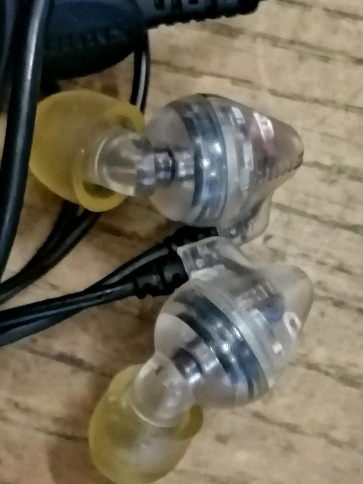 SHURE P2R-R8 Empfänger + Kopfhörer PAT. NO. 488.460  XXXXXXXX