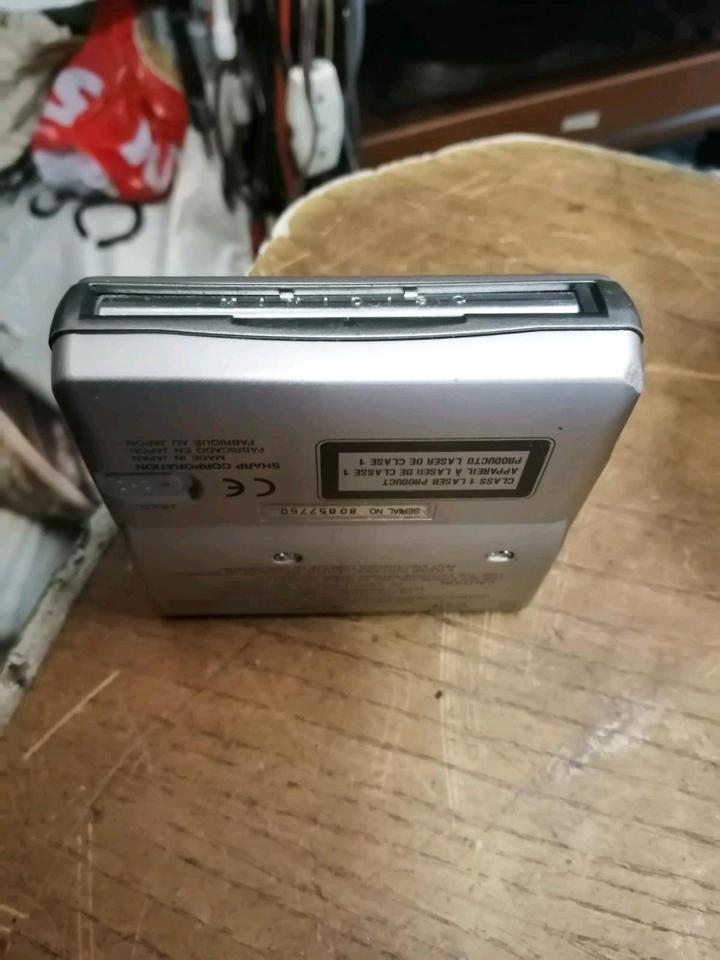 SHARP MD-MS701H, portabler Mini-Disc Recorder, DEFEKT!!!