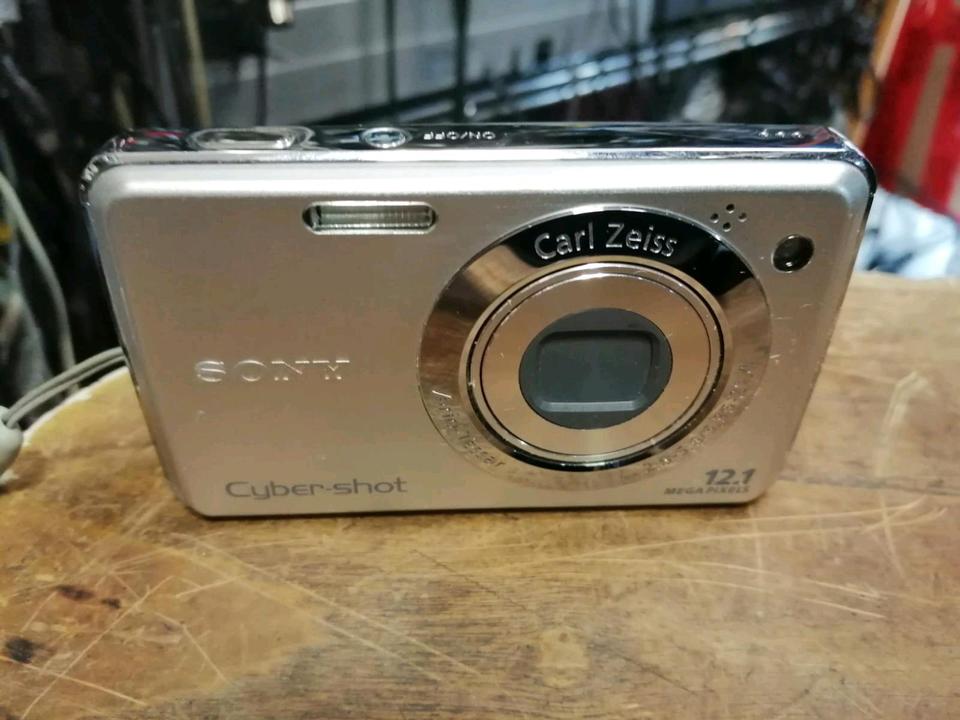 SONY DSC-W210 SteadyShot, Digital-Kamera mit Zubehör!!!
