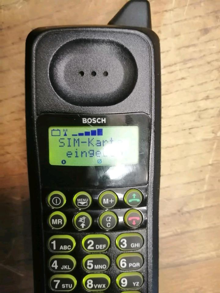 BOSCH CARTEL SL 2G1.0, altes Handy-Modell mit Zubehör!!!
