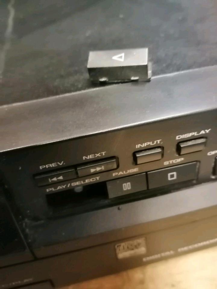 DUAL CDS7100RW, Doppel-CD-Player/Recorder, DEFEKT!!!